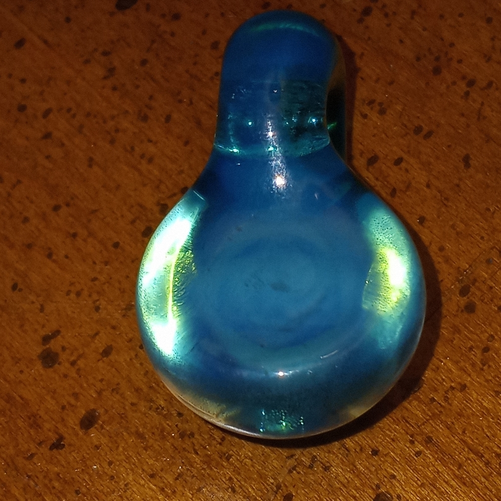 Star Of David Glass Pendant - Picture 5 of 6